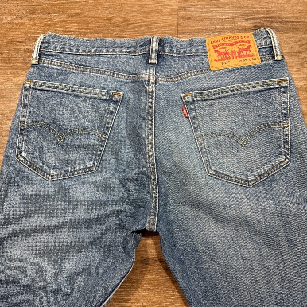 Levi's 502 Jeans Men's 33x30 Blue Taper Fit Stretch Denim Medium Wash - Picture 10 of 11